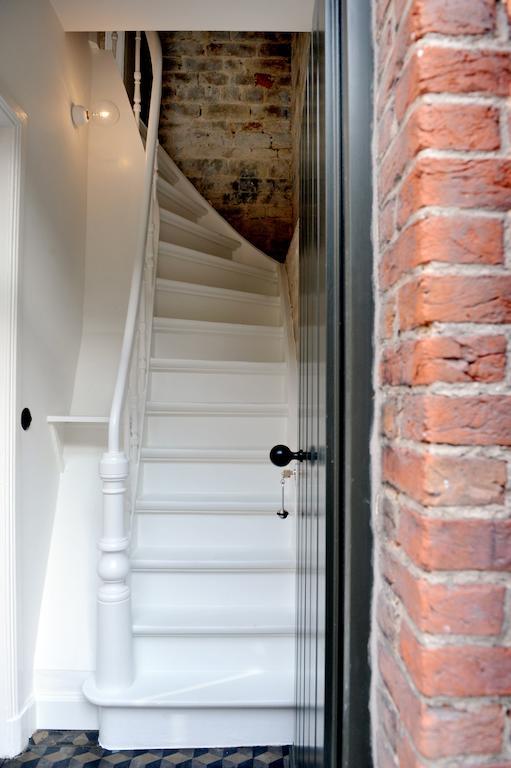 Guesthouse Bernardin Antwerpen Zimmer foto